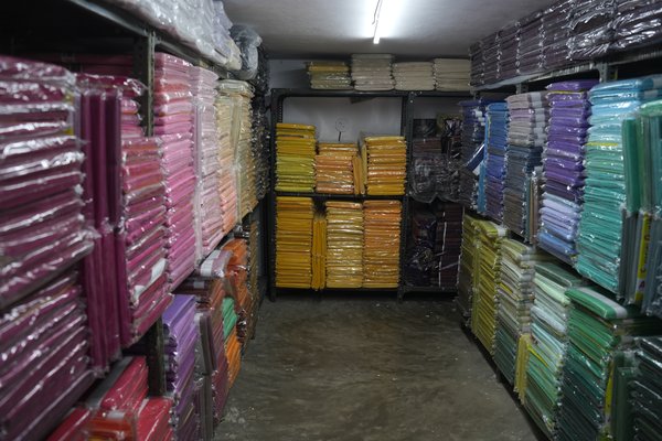 Showroom & Store View 3
